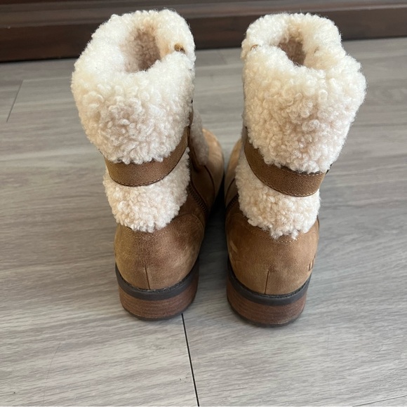 UGG Australia, Blayre II, Brown and Cream, Shearling, Buckle Boots | Women’s 10 - Picture 4 of 7